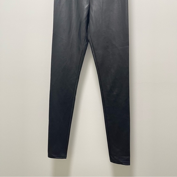 The Reset R Label Vegan Leather Black Leggings Size X-Small - Picture 5 of 12